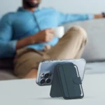 ⁦Sinjimoru M-Pull Tab Stand Magsafe Wallet - Blue⁩ - الصورة ⁦2⁩